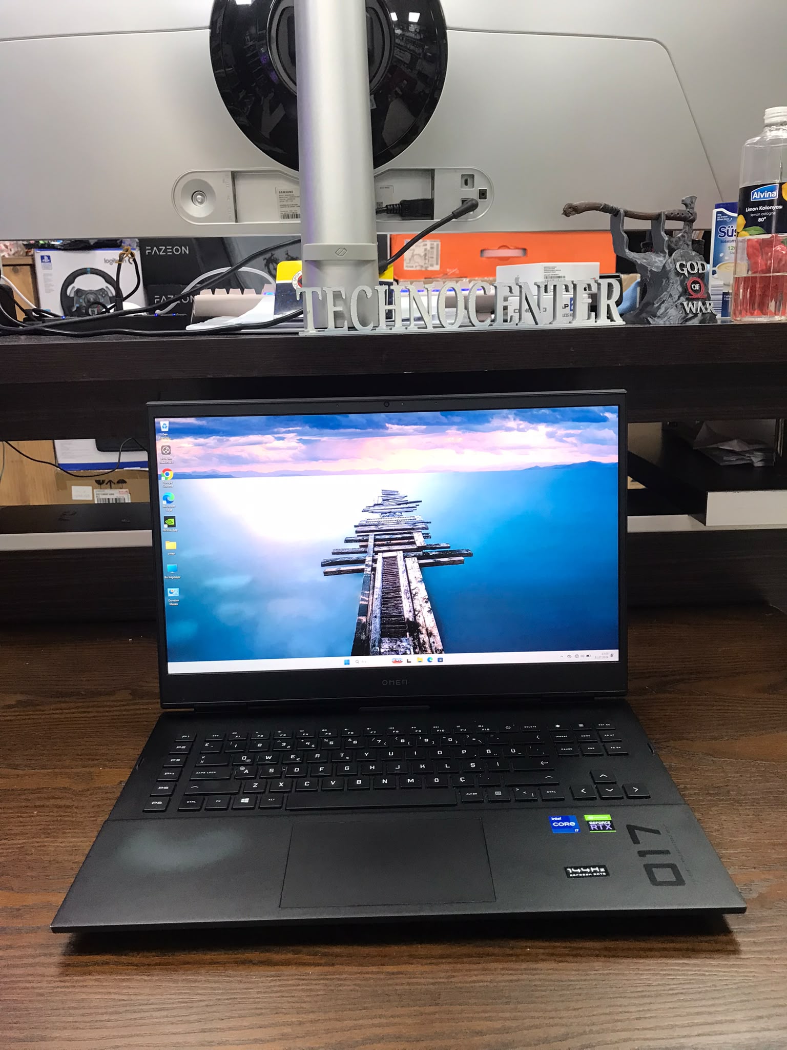 HP OMEN 17 Oyuncu Laptop